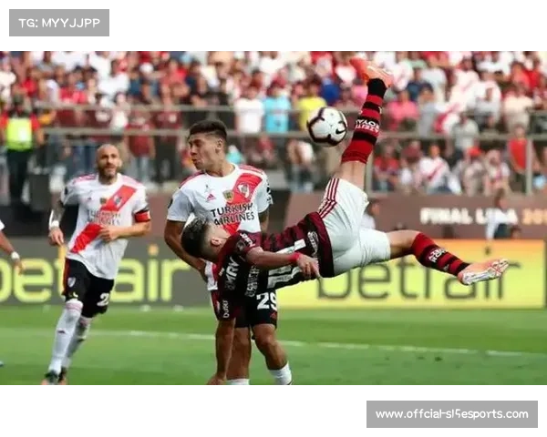 巴黎圣日耳曼让二追三逆转摩纳哥，卫冕冠军展现韧性